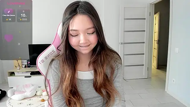 Fluffy Rose online show from May 2026 03:02:01 AM