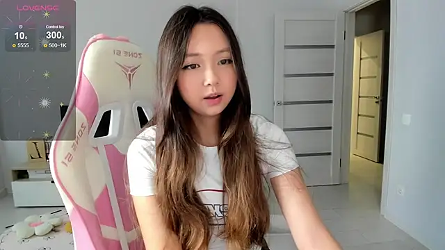 Fluffy Rose online show from July 2026 01:23:02 AM