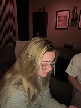 xX HotCouple Xx online show from September 2025 08:12:02 PM