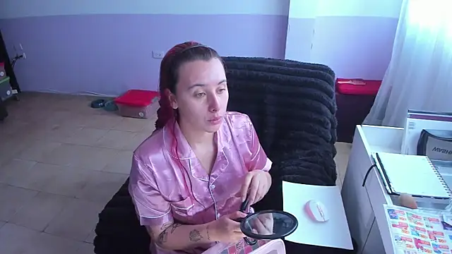 Snapshot of bonnie_moon_ chatting on October 2025 05:01:01 PM bonnie moon online show from October 2025 05:01:01 PM