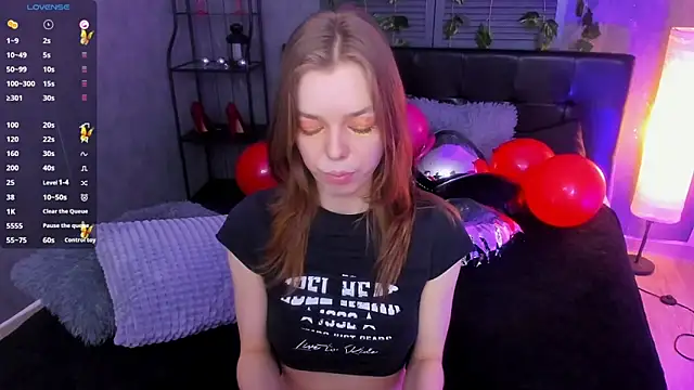 Tina Tayllor online show from February 2025 02:34:01 PM