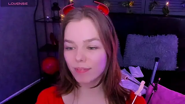 Tina Tayllor online show from March 2025 07:15:02 PM