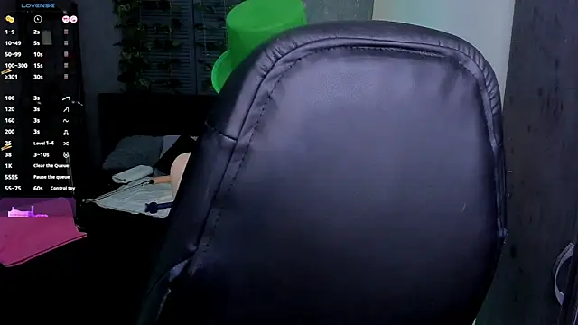 Tina Tayllor online show from March 2025 05:38:02 PM