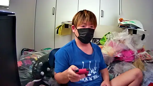 Osikokusama online show from October 2025 02:01:02 AM