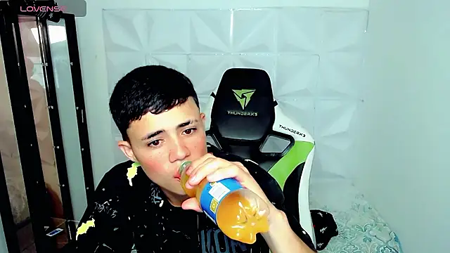 bby santi online show from December 2024 01:20:02 PM