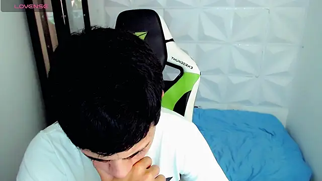 bby santi online show from December 2024 04:09:02 PM