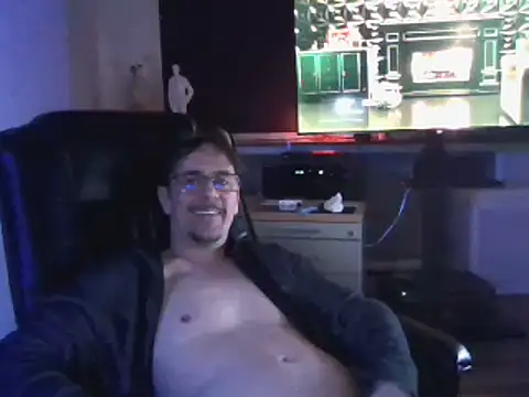 Snapshot of Minm666 chatting on December 2024 10:40:02 PM Minm666 online show from December 2024 10:40:02 PM