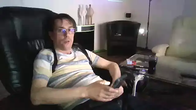 Snapshot of Minm666 chatting on February 2025 10:44:02 PM Minm666 online show from February 2025 10:44:02 PM