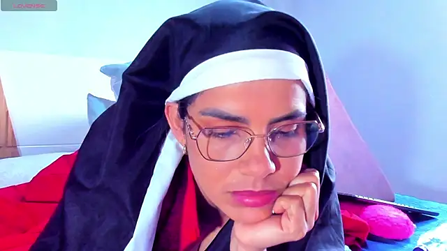 ClaraMariaMon online show from March 2025 05:04:01 PM