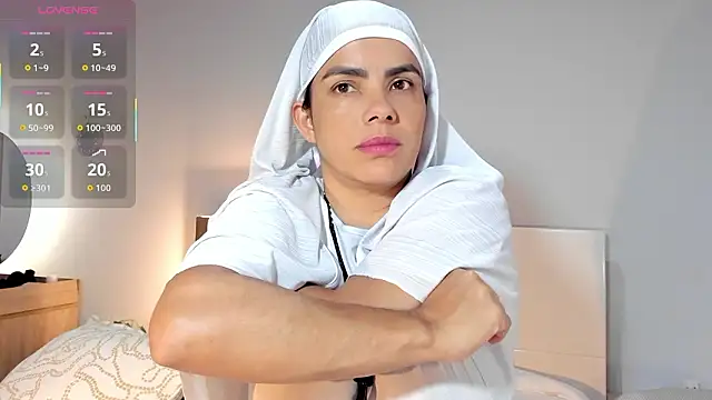 ClaraMariaMon online show from March 2026 04:11:02 PM