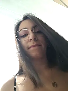 LuluzYPiero online show from February 2025 01:22:02 PM