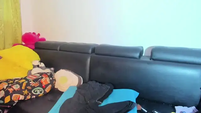 jennifer ts online show from March 2026 09:43:01 PM