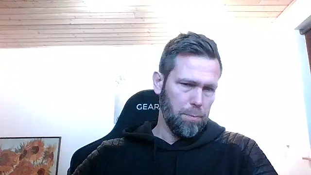 Snapshot of Gotta1 chatting on December 2024 08:00:01 PM Gotta1 online show from December 2024 08:00:01 PM