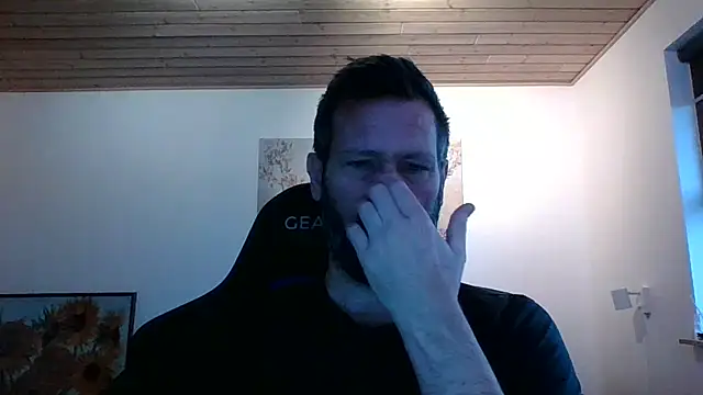 Snapshot of Gotta1 chatting on December 2024 09:53:02 AM Gotta1 online show from December 2024 09:53:02 AM