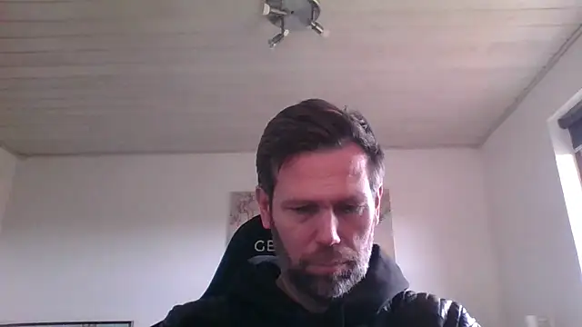 Snapshot of Gotta1 chatting on February 2025 12:14:02 PM Gotta1 online show from February 2025 12:14:02 PM