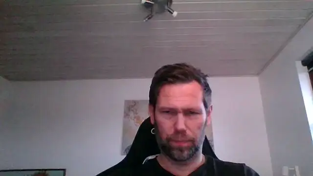 Snapshot of Gotta1 chatting on February 2025 04:33:02 PM Gotta1 online show from February 2025 04:33:02 PM