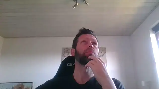 Snapshot of Gotta1 chatting on March 2025 09:24:02 AM Gotta1 online show from March 2025 09:24:02 AM