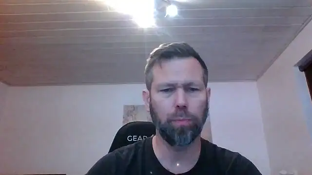 Snapshot of Gotta1 chatting on December 2025 02:04:01 PM Gotta1 online show from December 2025 02:04:01 PM