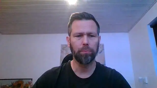 Snapshot of Gotta1 chatting on December 2025 03:20:01 PM Gotta1 online show from December 2025 03:20:01 PM