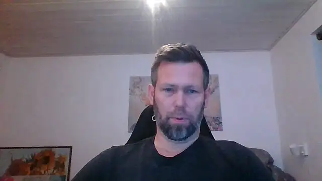 Snapshot of Gotta1 chatting on December 2025 08:46:01 PM Gotta1 online show from December 2025 08:46:01 PM