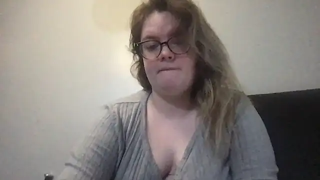 honeyyy24 online show from November 2025 10:50:02 AM