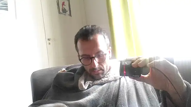 Snapshot of byakkotorra chatting on March 2025 03:45:02 PM byakkotorra online show from March 2025 03:45:02 PM