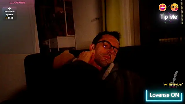 Snapshot of byakkotorra chatting on March 2025 12:30:02 AM byakkotorra online show from March 2025 12:30:02 AM