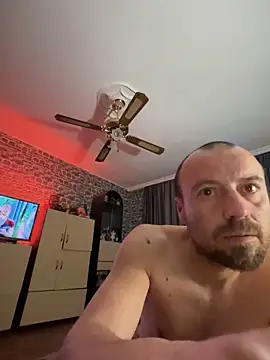 Nikolaiyy online show from March 2026 08:48:02 PM