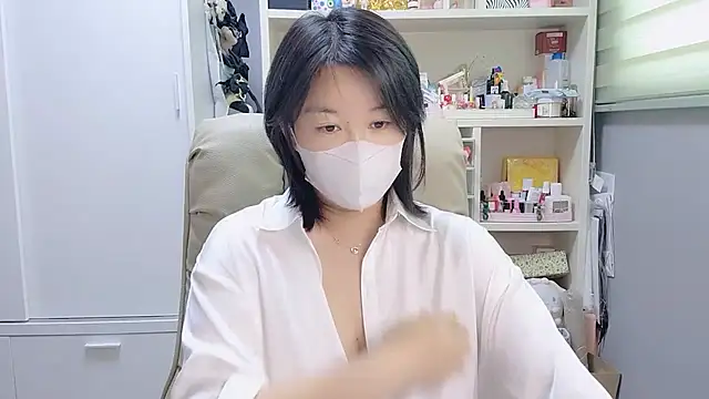 HaNa Kim online show from July 2026 03:24:01 AM