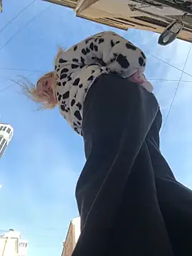 Milkyy wway online show from February 2025 10:50:02 AM