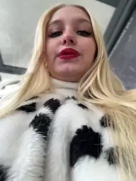 Milkyy wway online show from February 2025 11:07:02 AM