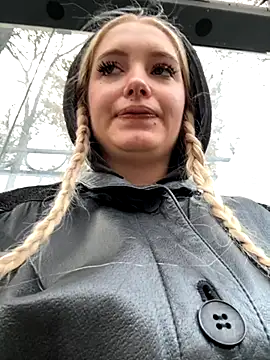 Milkyy wway online show from October 2025 06:13:02 AM