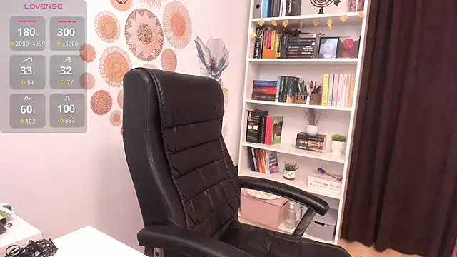 Snapshot of CrissNight chatting on September 2025 08:14:02 AM CrissNight online show from September 2025 08:14:02 AM