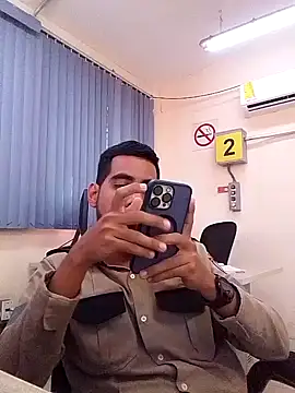 EnriquePersian197 online show from January 2025 06:03:01 PM