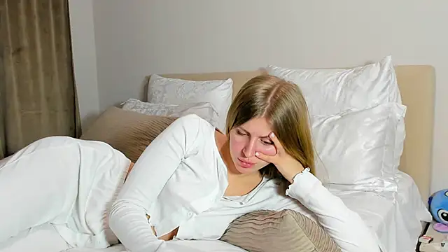 kirraa  online show from December 2025 07:55:01 PM