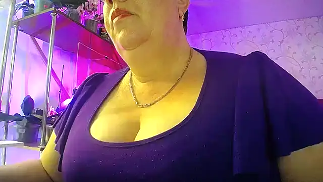  Sweet Woman online show from April 2026 01:41:02 PM