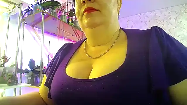  Sweet Woman online show from May 2026 06:42:02 AM