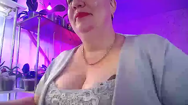  Sweet Woman online show from June 2026 07:55:01 AM