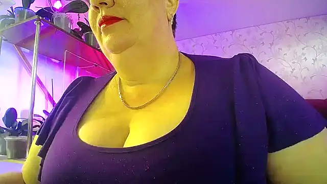  Sweet Woman online show from June 2026 06:52:01 AM