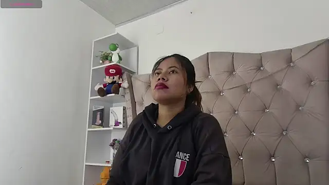 Sweet Orianaa online show from June 2026 08:22:02 PM