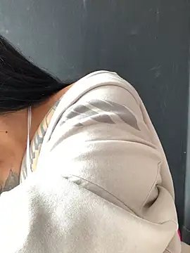 Kanao-Tsuyurii online show from January 2025 05:35:02 PM