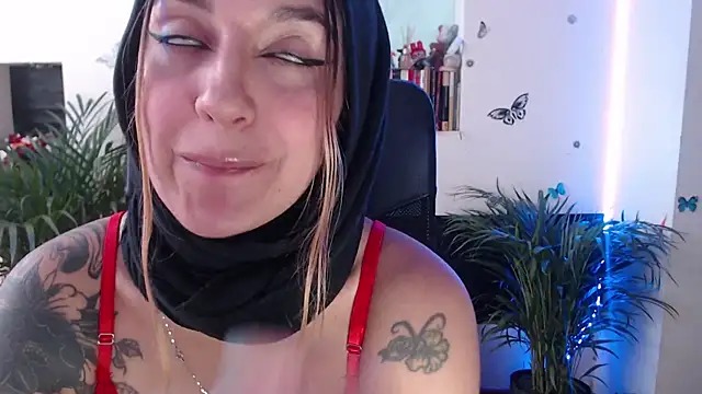 Lia-mitch online show from March 2026 06:59:01 PM