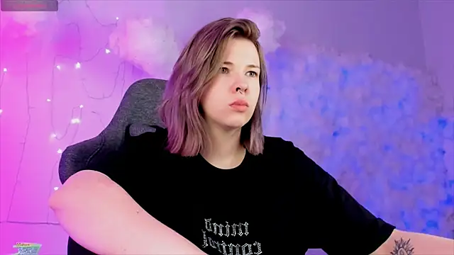 AliceSunday online show from January 2025 08:07:02 AM