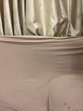 Milk-babier online show from November 2025 10:35:01 PM