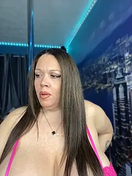 curvyfunlover online show from May 2026 09:39:02 AM