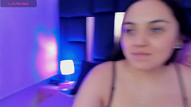 rebecaandpamela online show from December 2024 05:33:01 PM