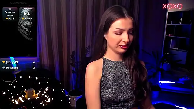 Snapshot of Laura_Bess chatting on December 2024 02:44:02 AM Laura Bess online show from December 2024 02:44:02 AM