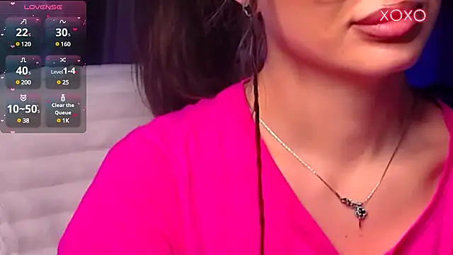 Snapshot of Laura_Bess chatting on January 2025 11:35:01 AM Laura Bess online show from January 2025 11:35:01 AM