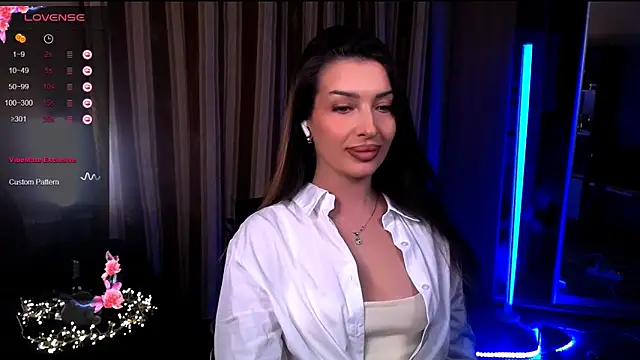 Laura Bess online show from May 2026 08:14:02 PM