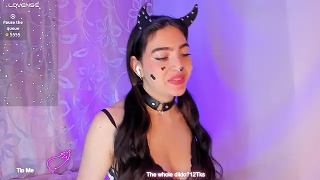 Snapshot of Arii_vega_ chatting on October 2025 12:39:02 PM Arii vega online show from October 2025 12:39:02 PM